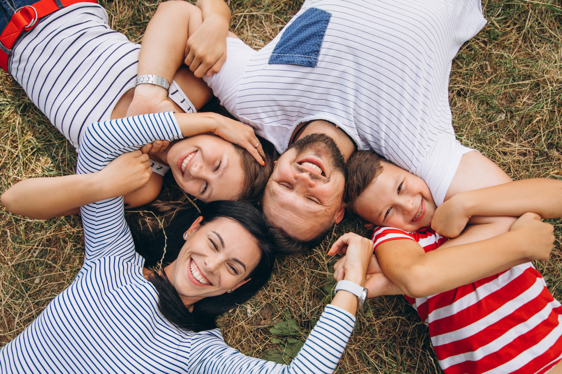 Relaciones familiares y apego seguro